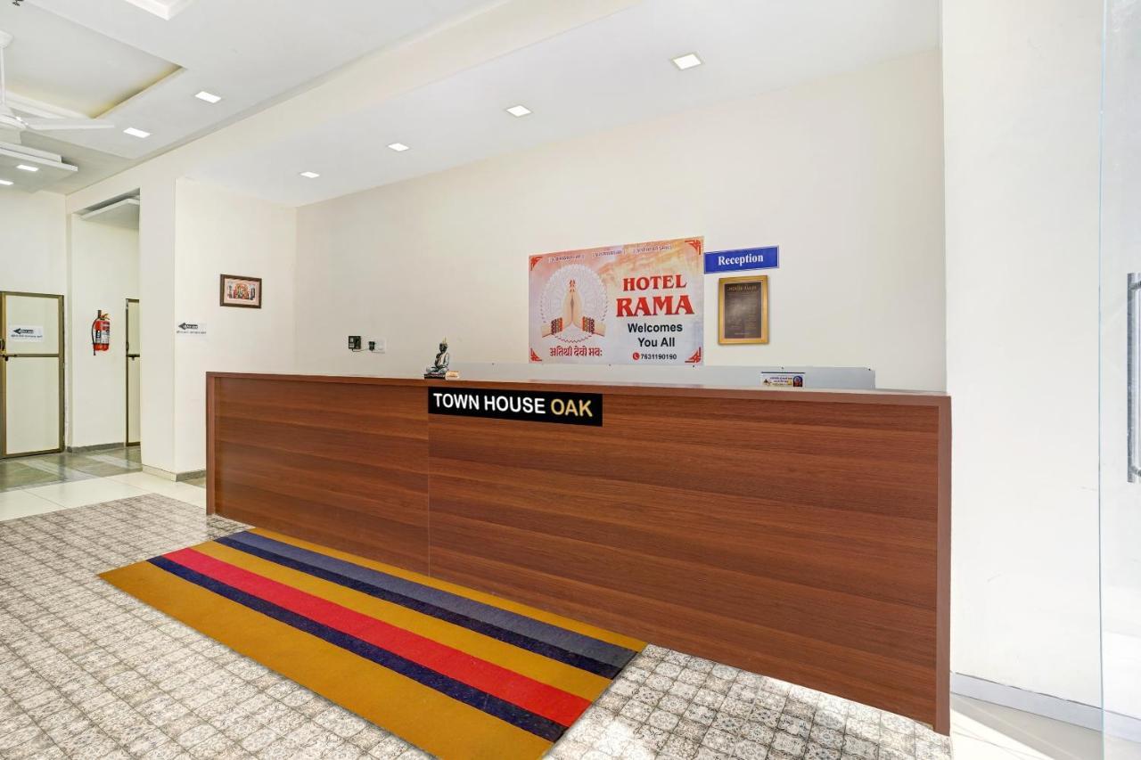 Townhouse Oak Hotel Rama Nashik Esterno foto
