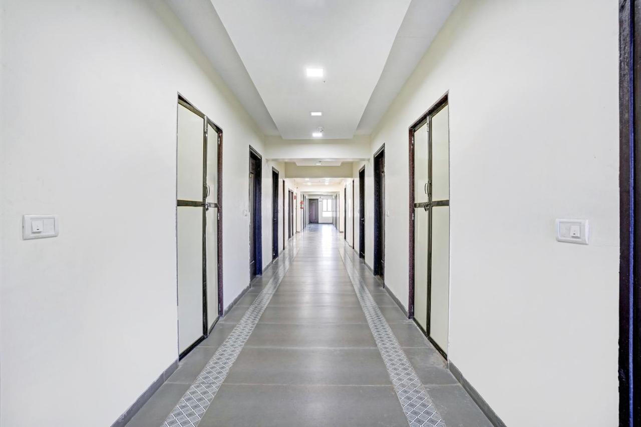 Townhouse Oak Hotel Rama Nashik Esterno foto
